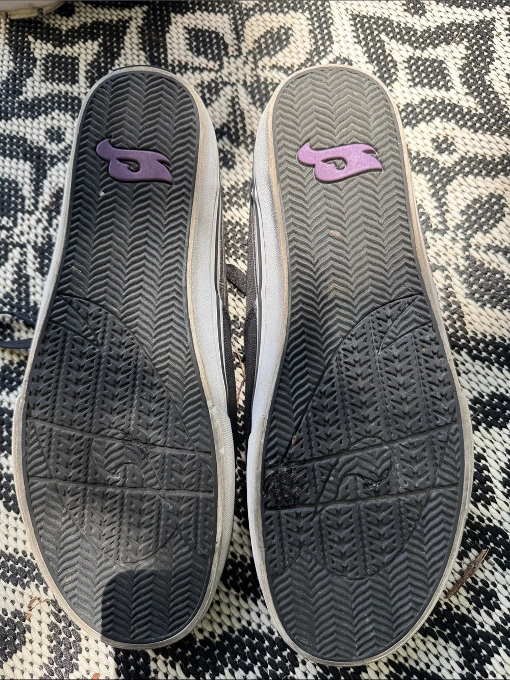 VintageTony Hawk Black Canvas Low-Top Sneakers with Subtle Purple grey plaid  13